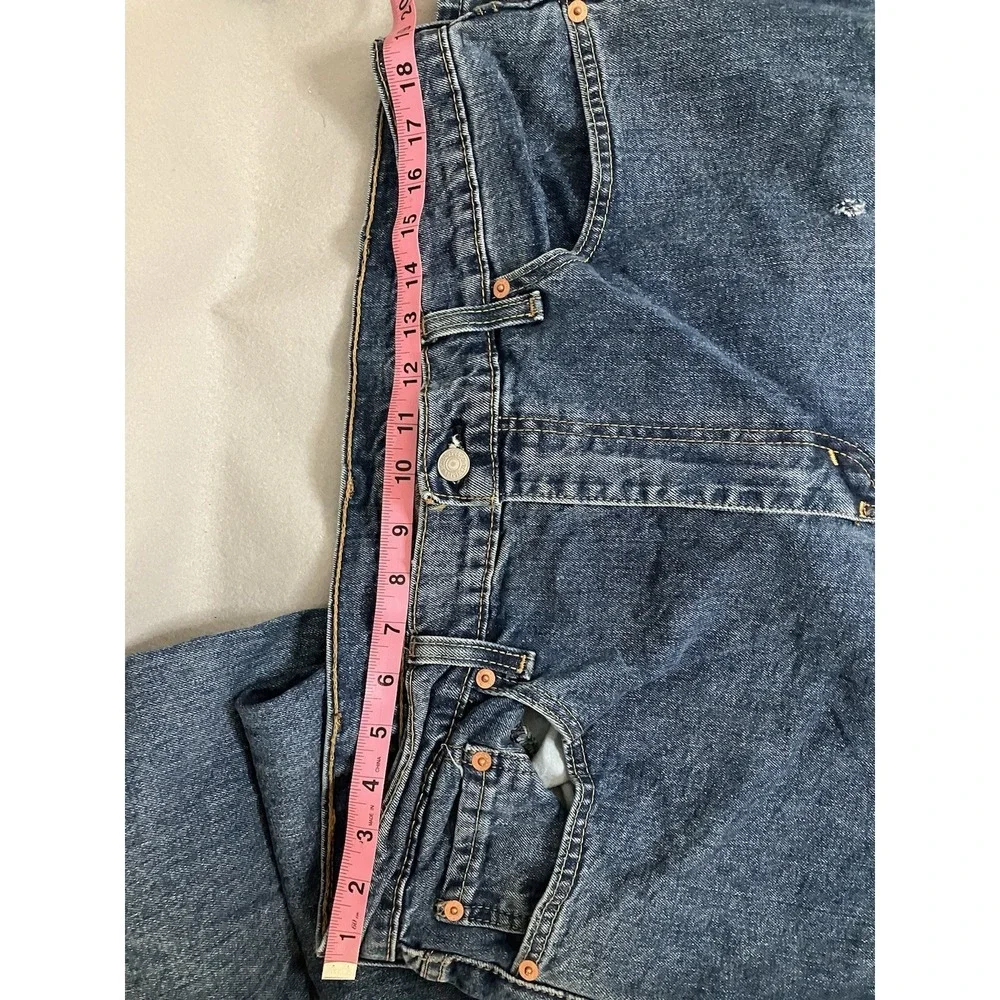 LEVIS 514  Red Tab Jeans Size 38x32 Blue Medium Wash